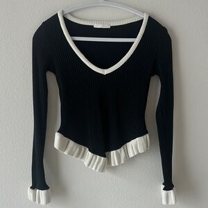 Zara Black and Cream V-Neck Ribbed Long Sleeve Top